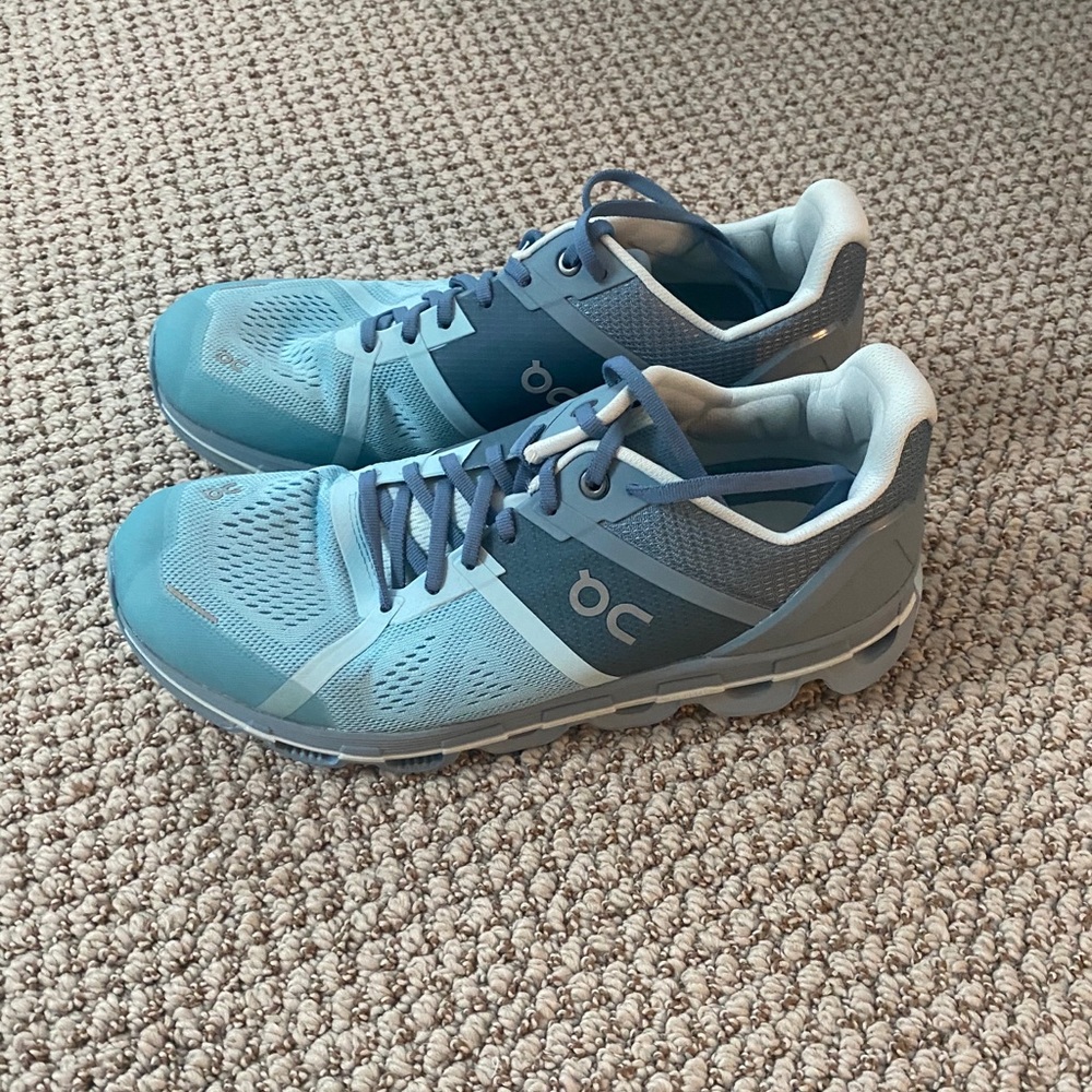 On-Running Cloudflow Sneakers - image 1